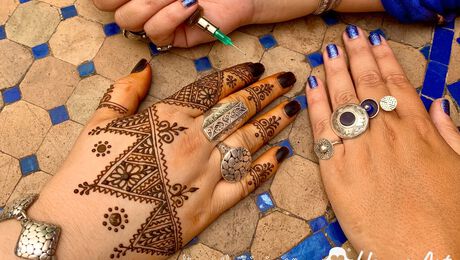 Lesje Henna tekenen