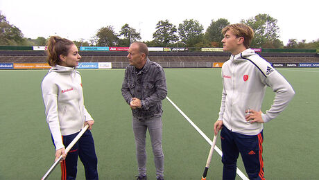 Tophockeyers Eva en Jorrit tegen elkaar