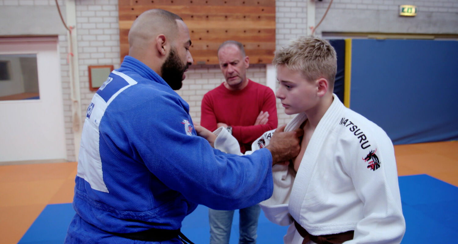 Een Schouderworp Leren Met Roy Meyer Zappsport Zapp Een Schouderworp Leren Met Roy Meyer Zappsport Zapp