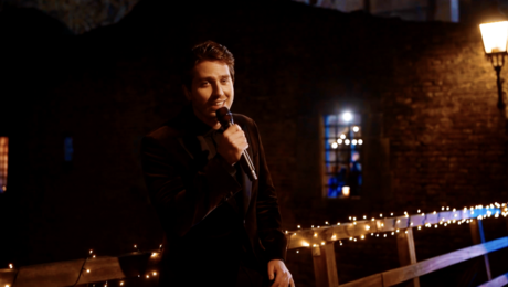 Dorian zingt Stille Nacht